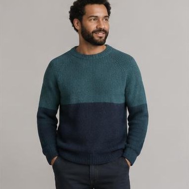 Hav Lys Raglan strikket i Sport-garn