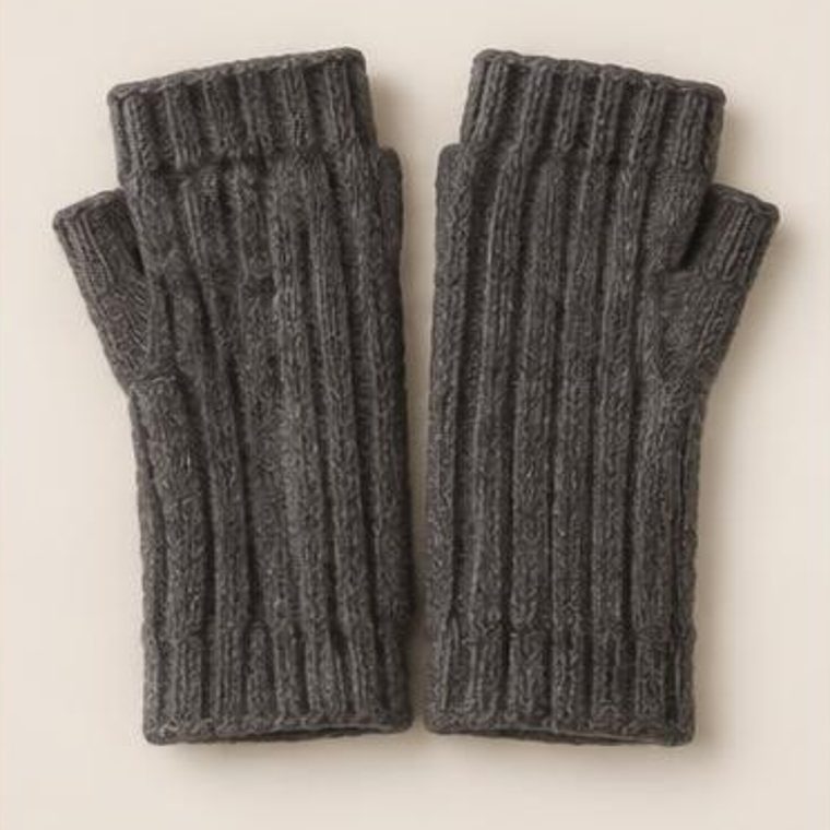 Frostpulsvarmer strikket i Fingering-garn