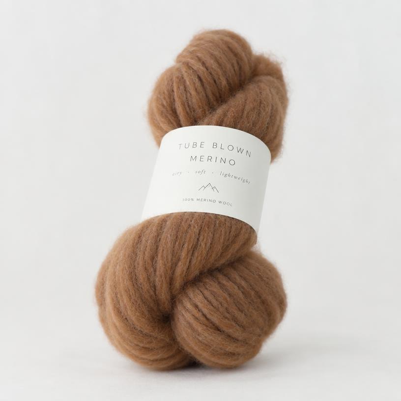 Luft & Uld Blow Merino — blow merino garn i aran (tyk) til strikkeopskrifter