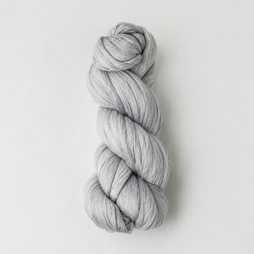 Flodgarn Dis Tencel — tencel · bomuld garn i fingering (tynd) til strikkeopskrifter